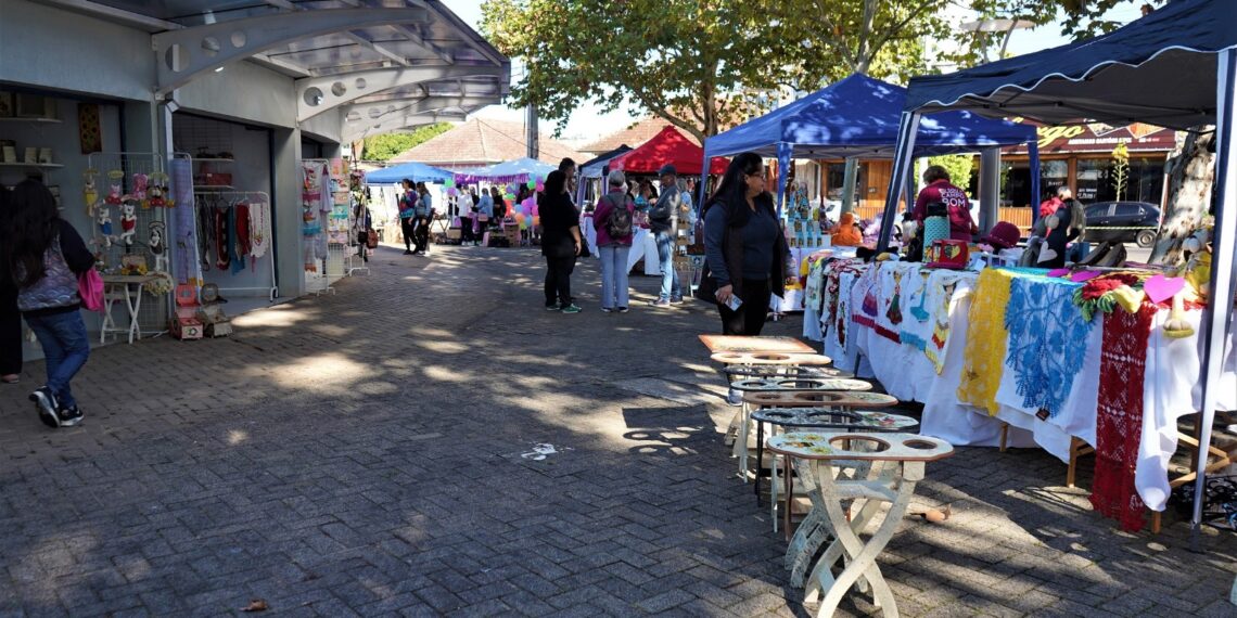 Campo Bom promove Feira de Artesanato, Flores e Plantas neste sábado