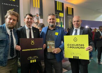 Issur prestigia lançamento da Frente Parlamentar do Ciclista em Brasília