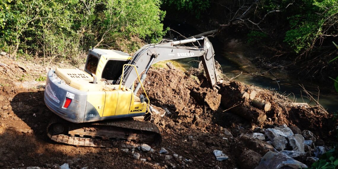 Prefeitura de Campo Bom inicia reparo da Rua Oscar Blos