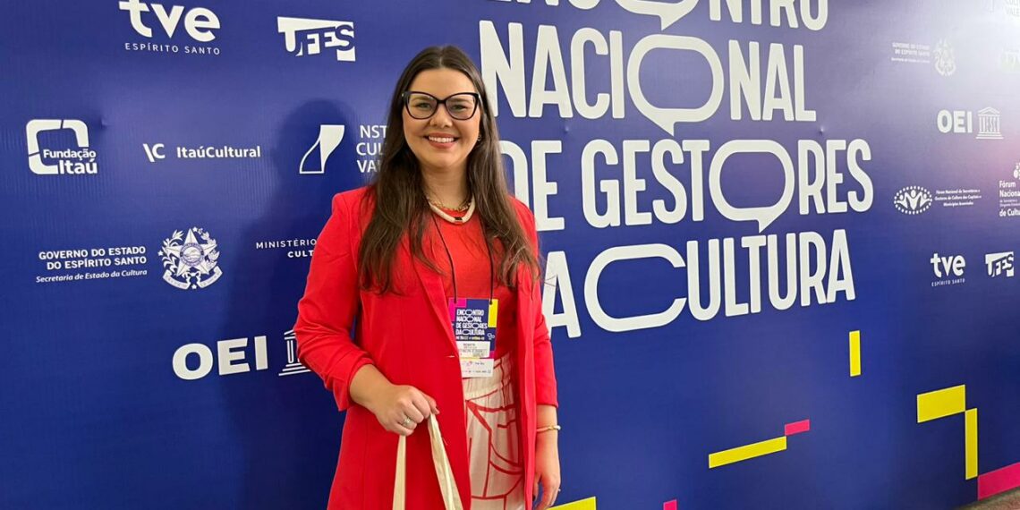 Diretora de Cultura de Campo Bom participa do I Encontro Nacional de Gestores de Cultura