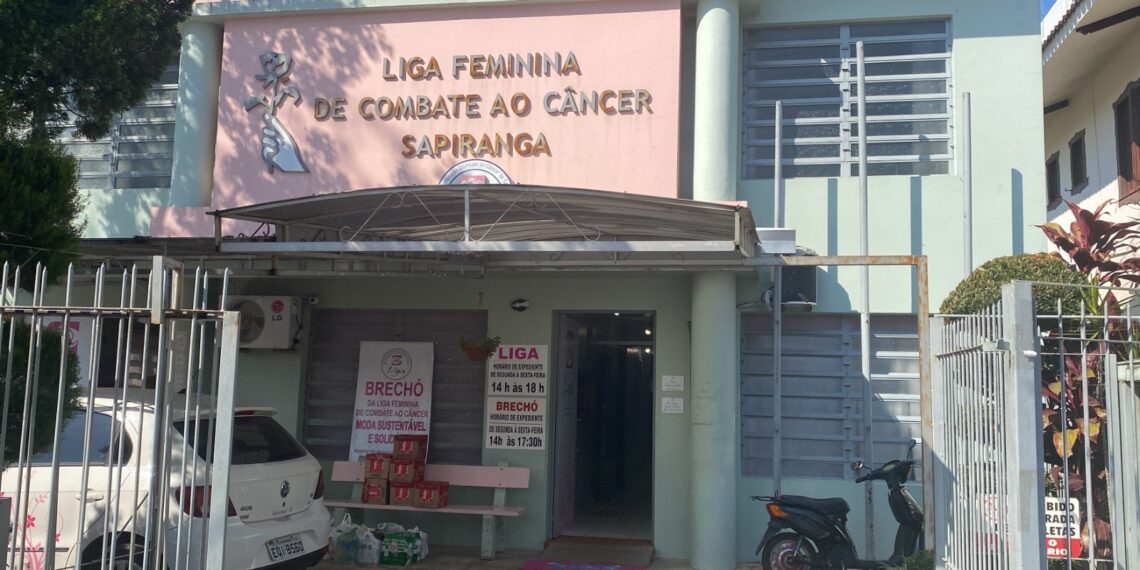 Liga Feminina de Sapiranga recebe mais de mil litros de leite em doação