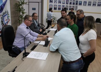 Câmara de vereadores de Campo Bom aprova requerimento sobre educação e saúde