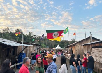Churrasco e a tradição gaudéria; histórias do Acampamento Farroupilha em Sapiranga
