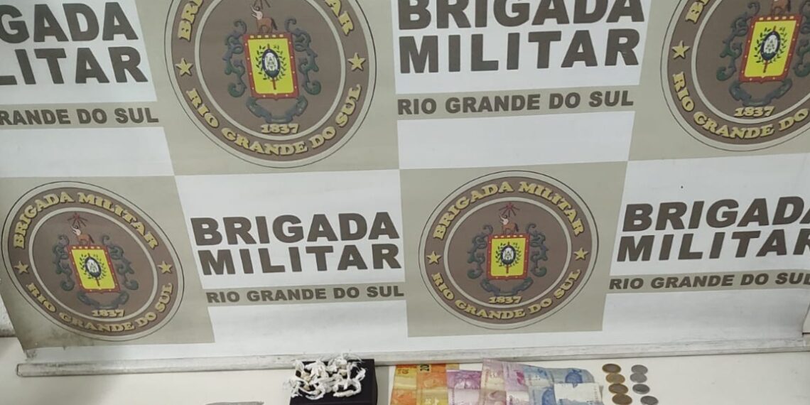 Homem é de 27 anos é preso por tráfico de drogas em Sapiranga