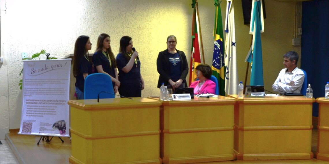 Prevenção na adolescência é assunto em sessão da Câmara em Nova Hartz