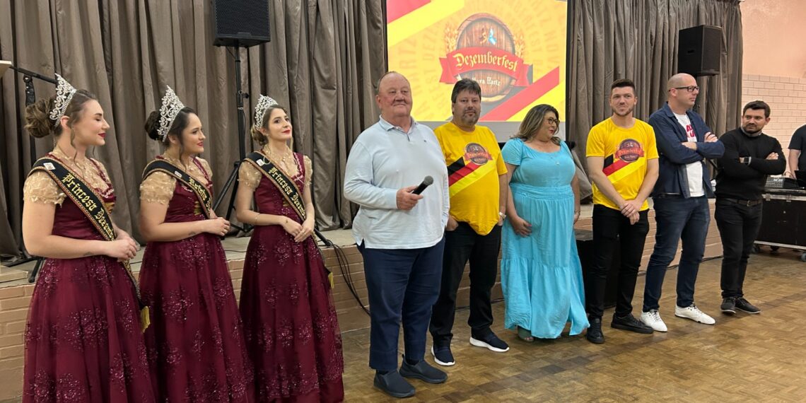 Em noite festiva, Nova Hartz lança mais uma edição da Dezemberfest