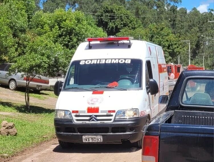 Moradora de Sapiranga se envolve em acidente com capotamento em Nova Hartz