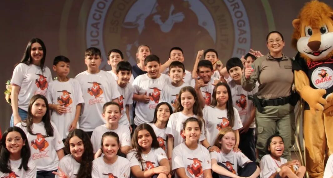 Quase 400 estudantes dizem não às drogas e à violência em Campo Bom