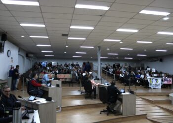 Câmara de Campo Bom aprova requerimentos, projeto de lei e moções na primeira sessão de outubro