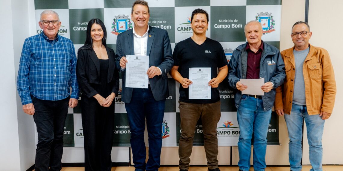 Campo Bom comemora instalação de empresas no Distrito Industrial