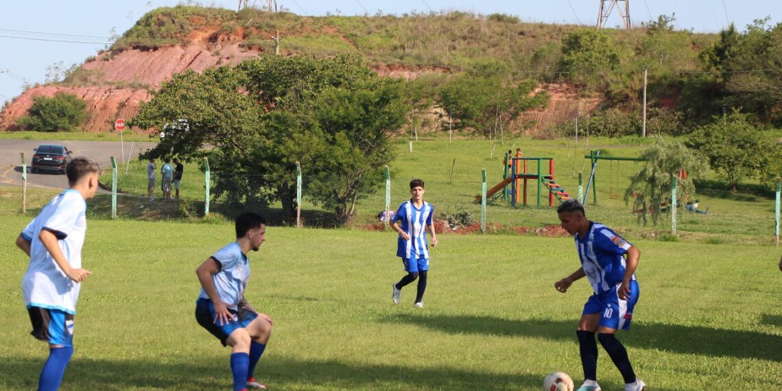 Resultados do fim de semana equilibram classificação no futebol de Campo Bom