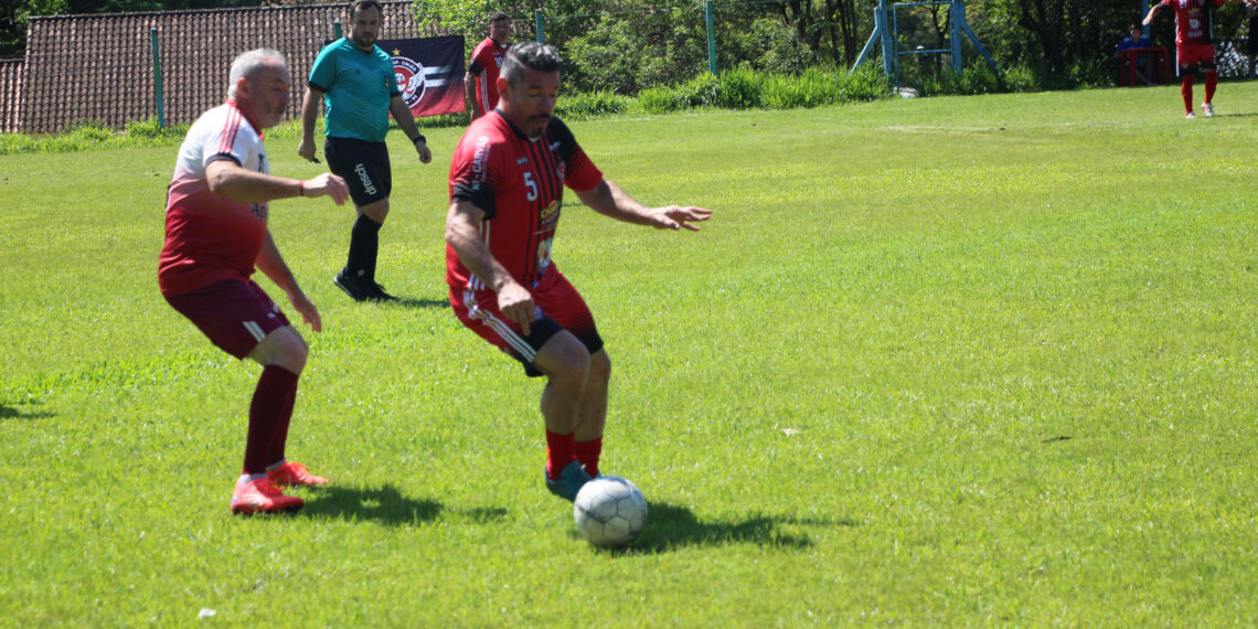 Definidos os semifinalistas do futebol 50 Anos e Sub-17 em Campo Bom