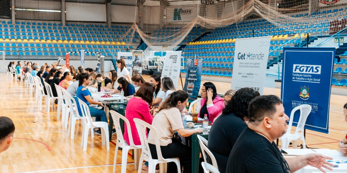 Mais de 250 entrevistas de emprego foram realizadas no mutirão da Prefeitura de Campo Bom