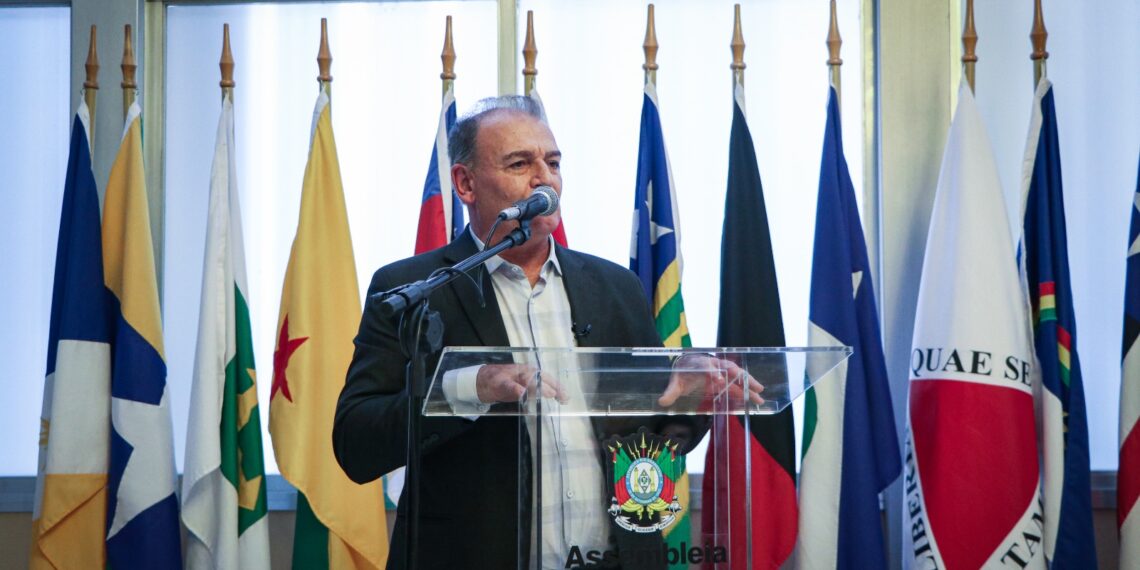 Sicredi Caminho das Águas é homenageada na Assembleia Legislativa 