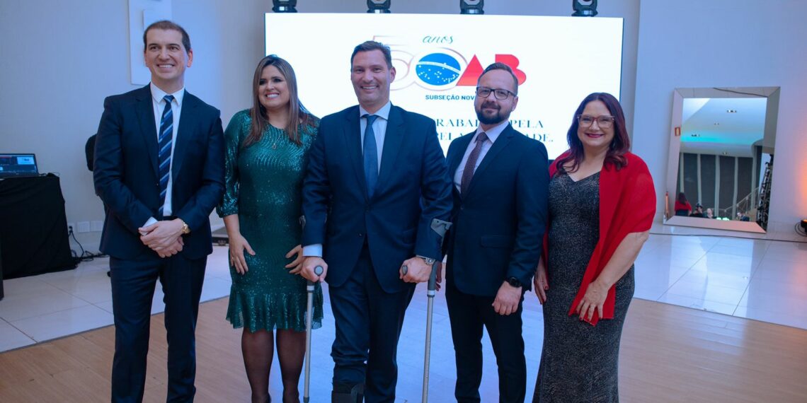 Presidente estadual da OAB/RS prestigia evento de 50 anos da subseção de Novo Hamburgo e Campo Bom