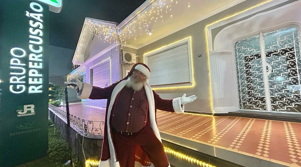 É NESTA SEXTA: Natal do Repercussão terá chegada do papai noel, brinquedos infláveis gratuitos, música, bolinhos de batata, chopp e muito mais!