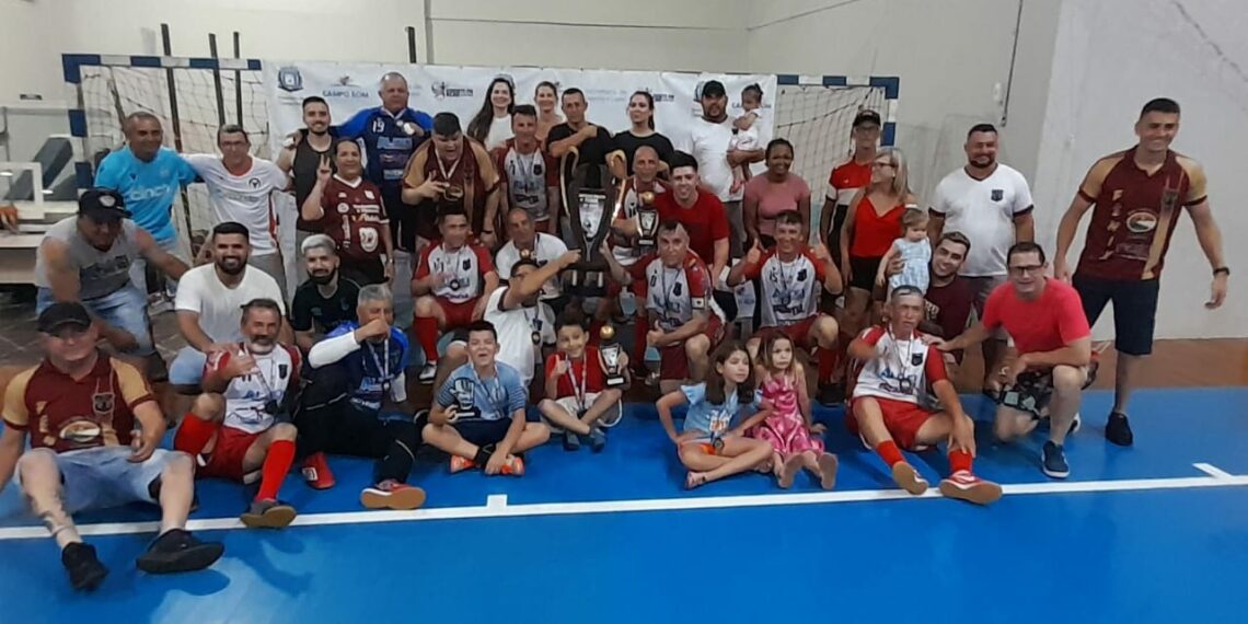 Auto Lavagem conquista a primeira Copa 55 Anos de Futsal de Campo Bom