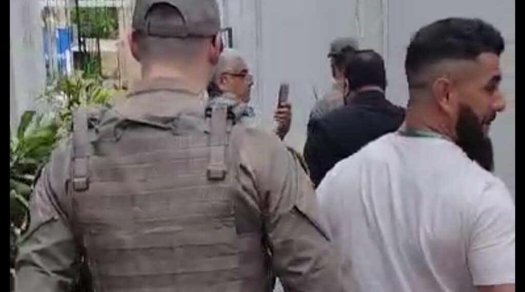 Câmara de Sapiranga suspende vereador Ado Machado por suposta transfobia e caso acaba na Polícia