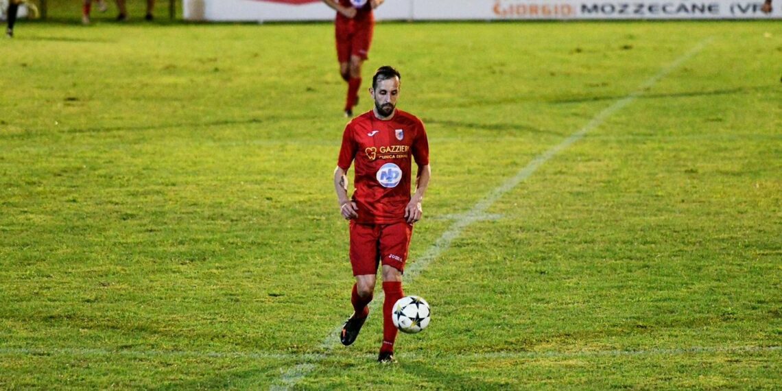 Ex-Grêmio, Mateus Magro anuncia encerramento da carreira de jogador e projeta continuidade no futebol