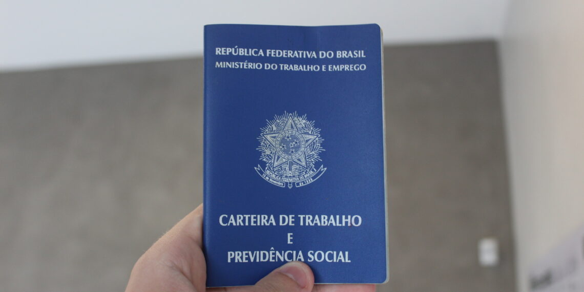 Saldo do Caged em 2023 surpreende e cidades da região têm resultado negativo