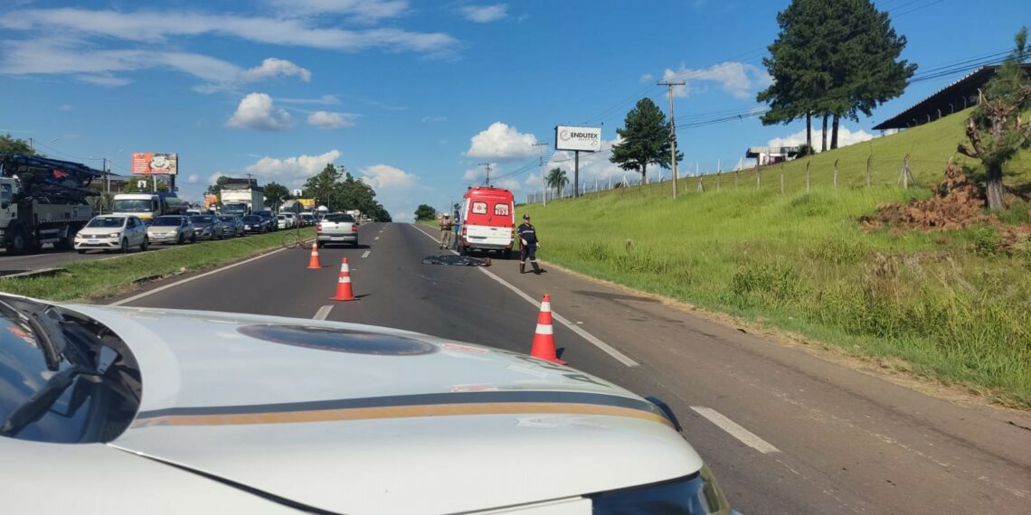 Morte na RS-239 provoca interrupção total no trecho de Sapiranga/Taquara