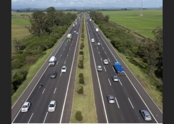 Carnaval de movimento intenso nas estradas em direção ao litoral norte do RS