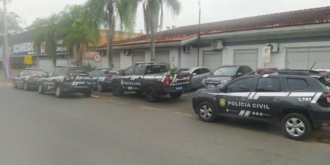 Nove presos em operação da Polícia Civil contra organização criminosa de Campo Bom