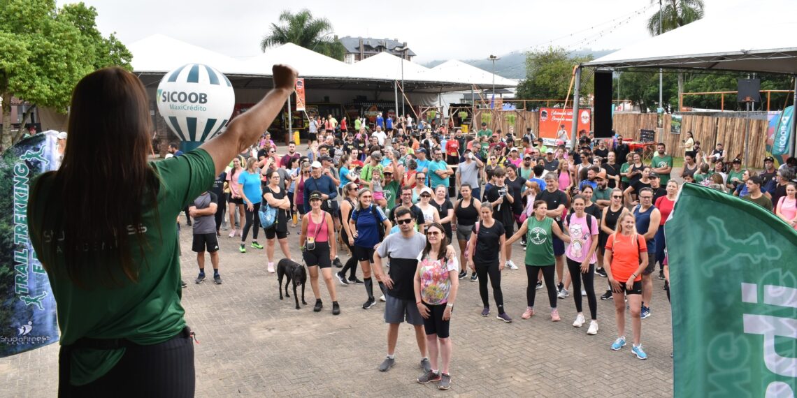 Confira registros do Food Truck Festival e Encontro de Cervejarias Artesanais de Nova Hartz