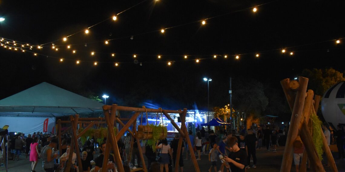 Confira registros do Food Truck Festival e Encontro de Cervejarias Artesanais de Nova Hartz