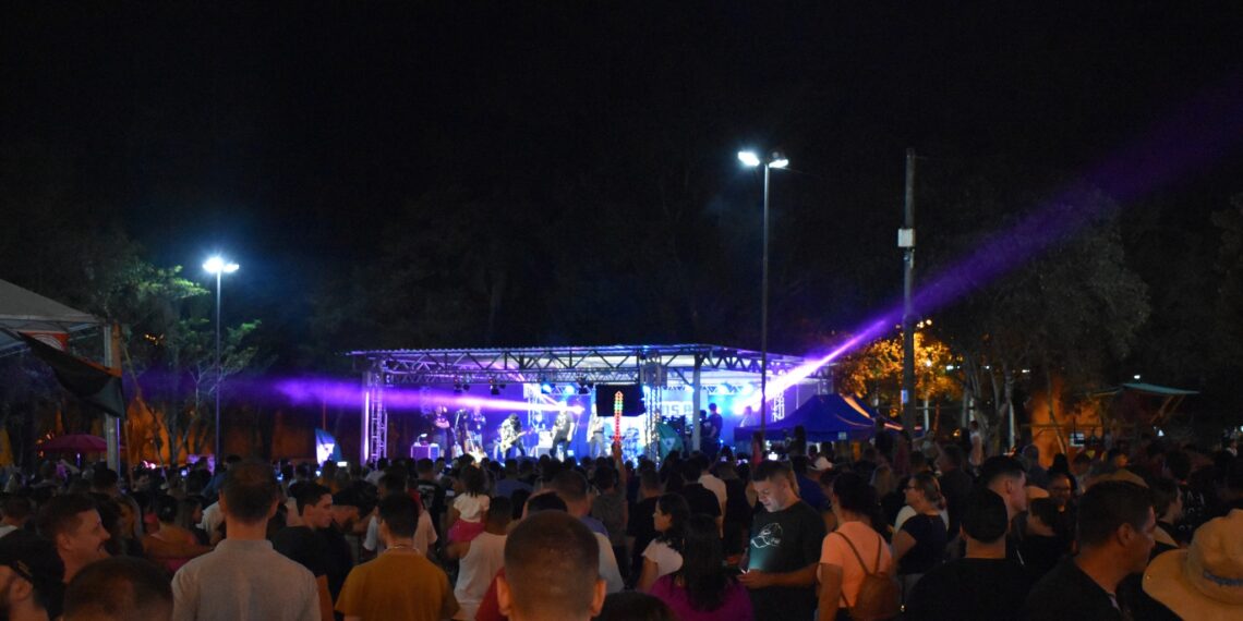 Confira registros do Food Truck Festival e Encontro de Cervejarias Artesanais de Nova Hartz
