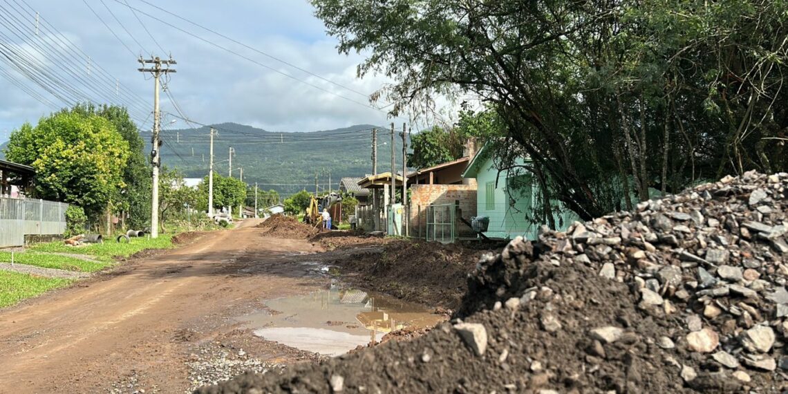 Prefeitura de Nova Hartz dá início a pavimentações no bairro Liberdade