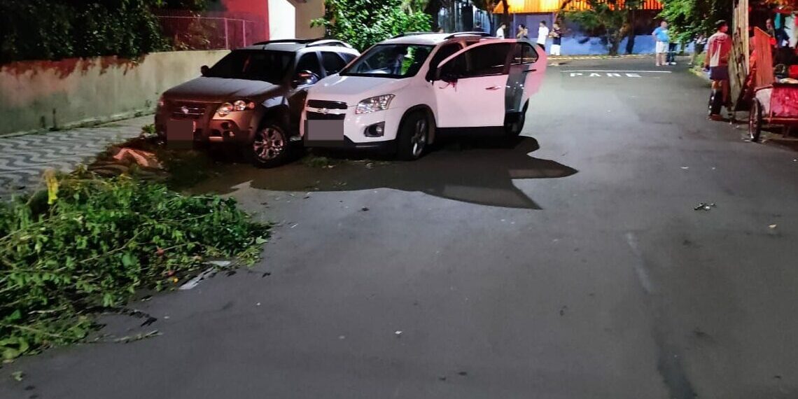Bandidos roubam veículo, trocam tiros com GM e um marginal é preso em Campo Bom