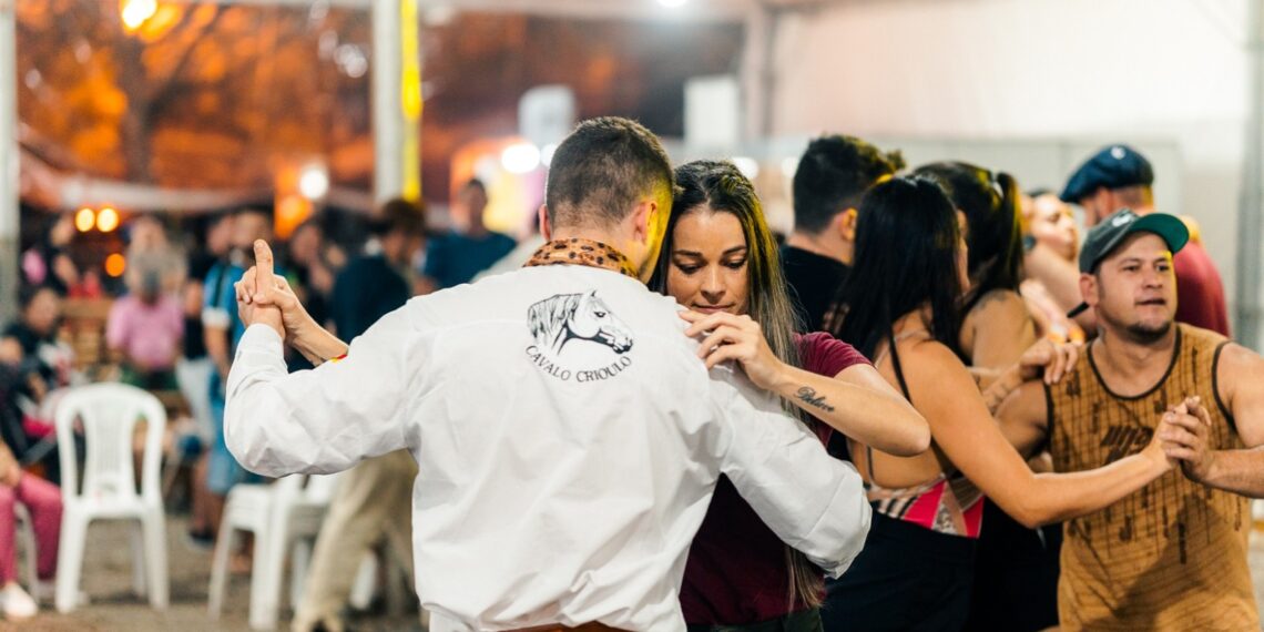 Mulheres não pagam ingresso no Rodeio de Campo Bom nesta sexta-feira (08)