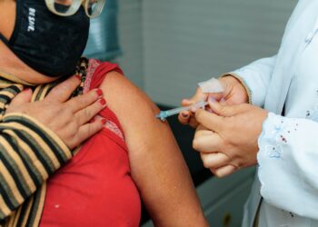 Vacinação contra a gripe começa na próxima segunda-feira (25), em Campo Bom