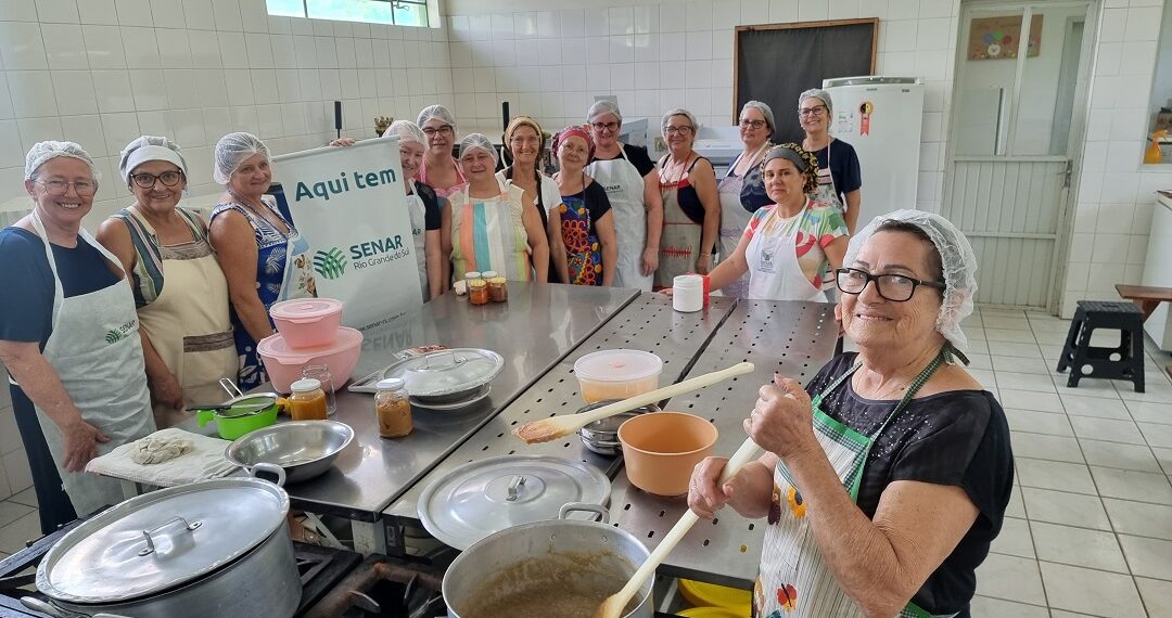 Cemeam Sapiranga realiza curso de Processamento de Frutas em parceria com o Sindicato Rural de Taquara