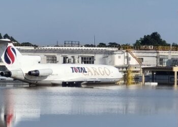 Aeroporto Salgado Filho suspende as atividades até o final do mês