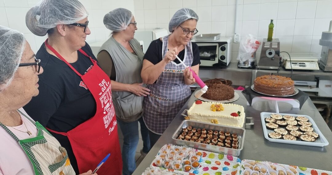 Cemeam de Sapiranga disponibiliza curso de preparo de tortas e doces