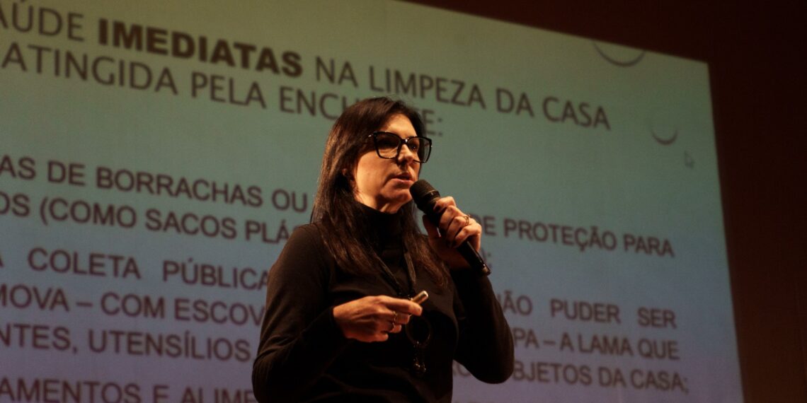 Profissionais da Saúde de Campo Bom participam de palestra sobre enfrentamentos pós-alagamentos
