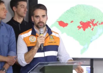 Governador Eduardo Leite suspende aulas da rede estadual na quinta e sexta-feira, em todo o estado