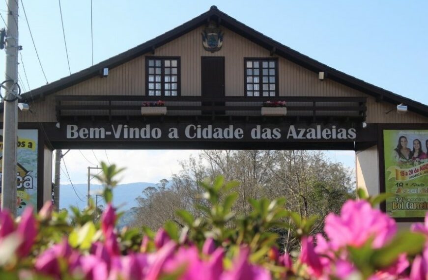 Araricá Saneamento vai fornecer caminhão-pipa para atingidos por alagamentos e cestas básicas para 140 famílias