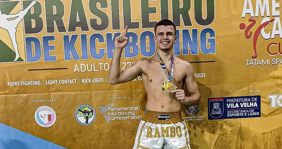 Sapiranguense ganha título brasileiro de Kickboxing