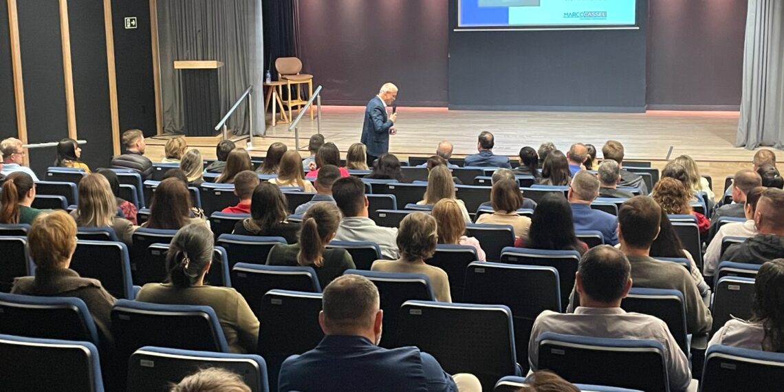 Palestra em Sapiranga provoca reflexão sobre o “Sentido de Vida”