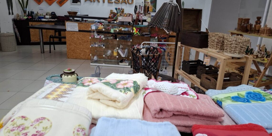 Casa do artesão de Campo Bom tem ofertas especiais de inverno e Dia dos Namorados