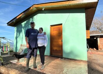 Casal de Nova Hartz realiza o sonho da nova casa após deslizamento
