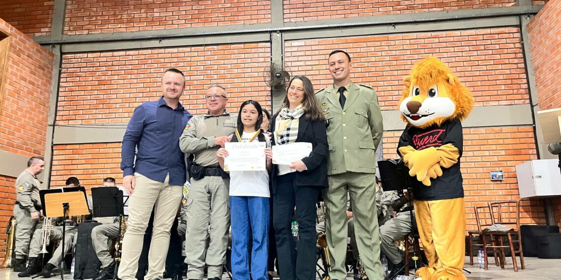 Proerd forma mais de 270 alunos em Nova Hartz