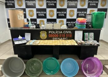 Denarc desarticula laboratório de refino de cocaína e prende três bandidos