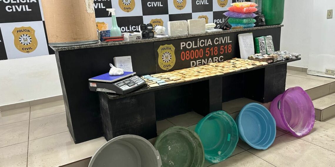 Denarc desarticula laboratório de refino de cocaína e prende três bandidos