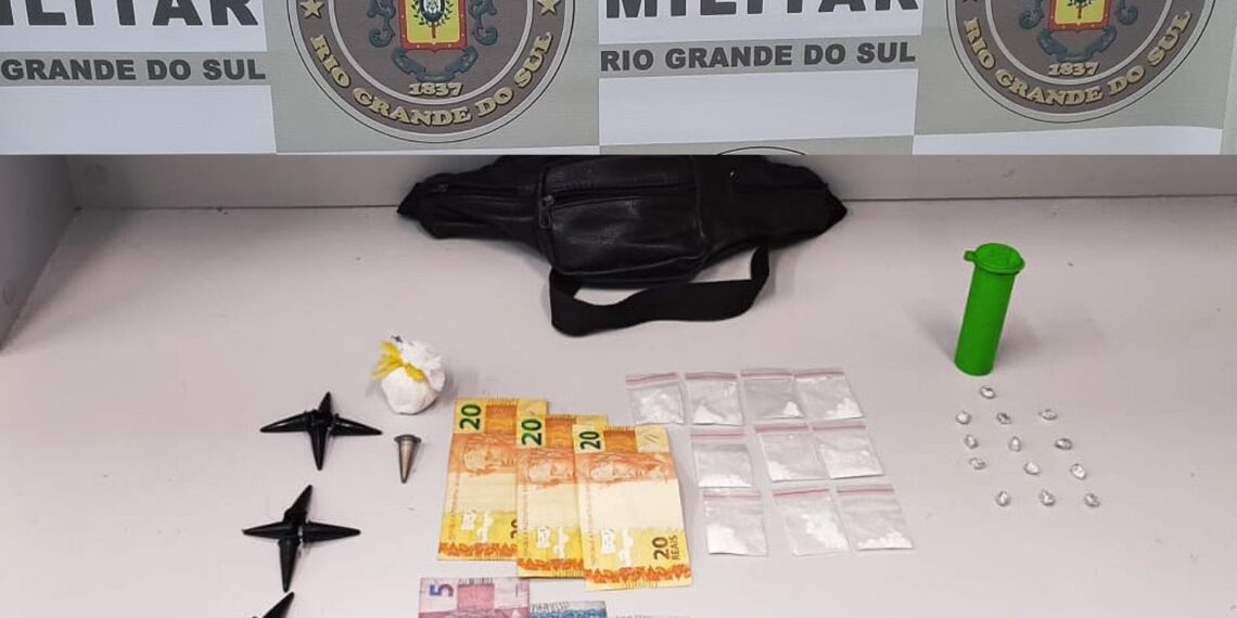 Brigada Militar apreende crack e cocaína durante ação no bairro São Luiz, em Sapiranga