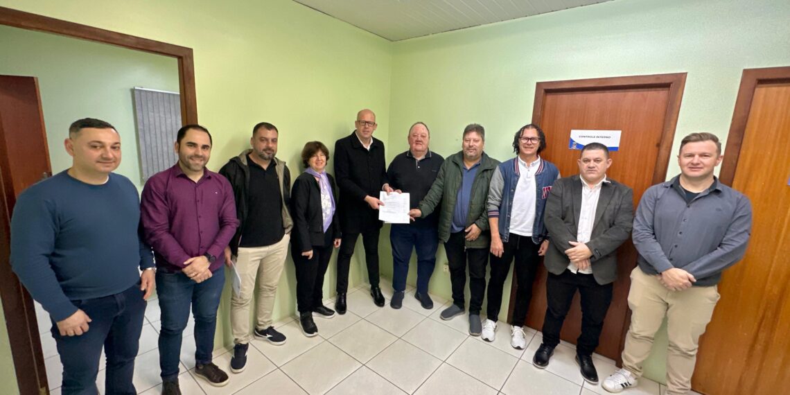 Joel leva boa notícia do gabinete do senador Heinze para Nova Hartz