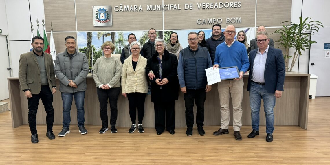 Selo “Autista a Bordo” e homenagem a Werner Bohrer são aprovados pela Câmara de Campo Bom